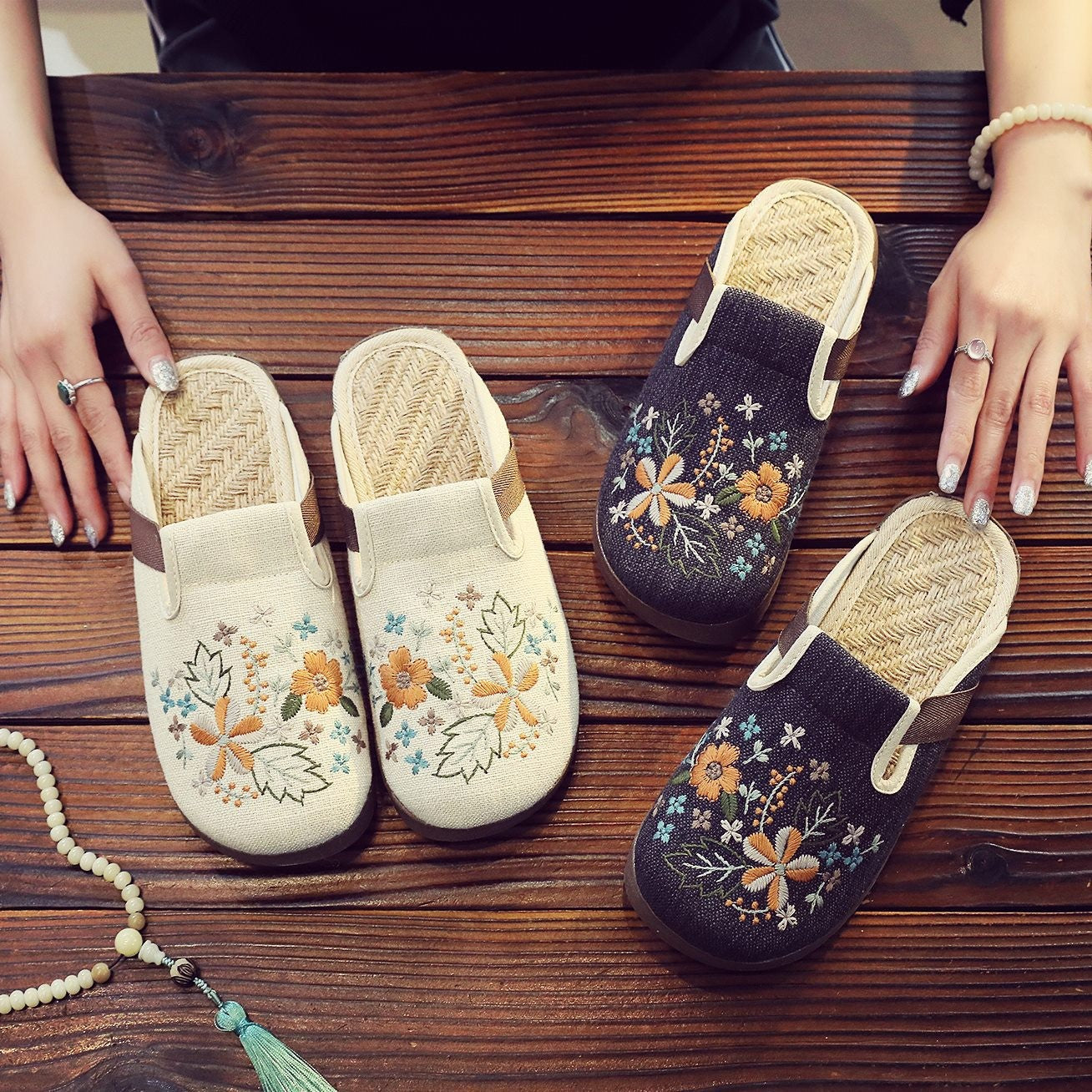 Women's Floral Mules – Lightweight, Breathable & Comfortable Slip-On Shoes