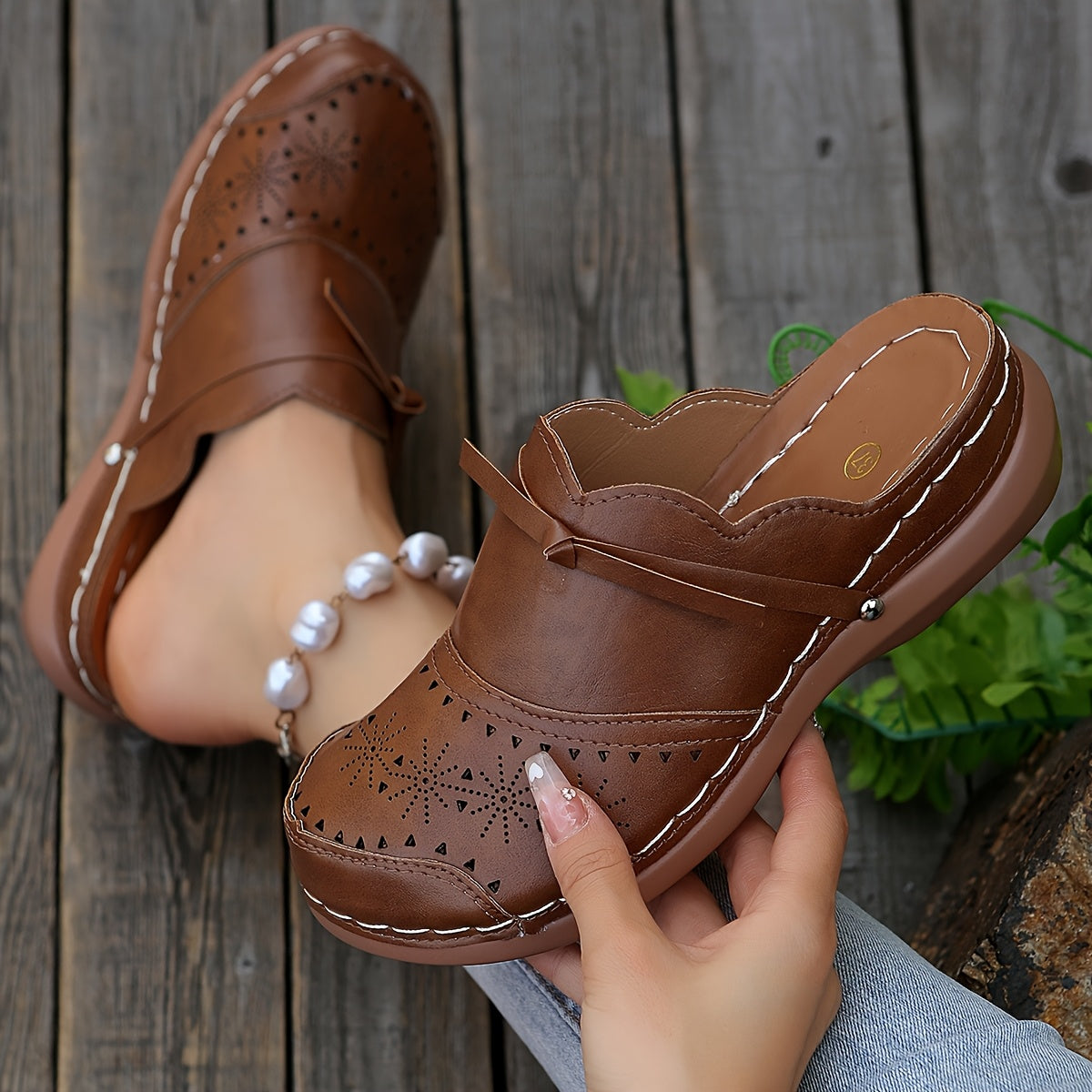 Classic Brown Mules for Women – Elegant, Comfy & Perfect for Any Season