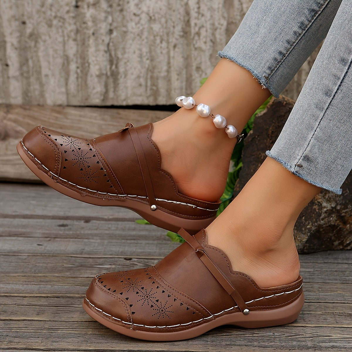 Classic Brown Mules for Women – Elegant, Comfy & Perfect for Any Season