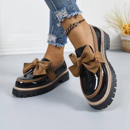 Women’s Classic Bow Loafers – Comfortable Platform Sole with Elegant Patent Finish