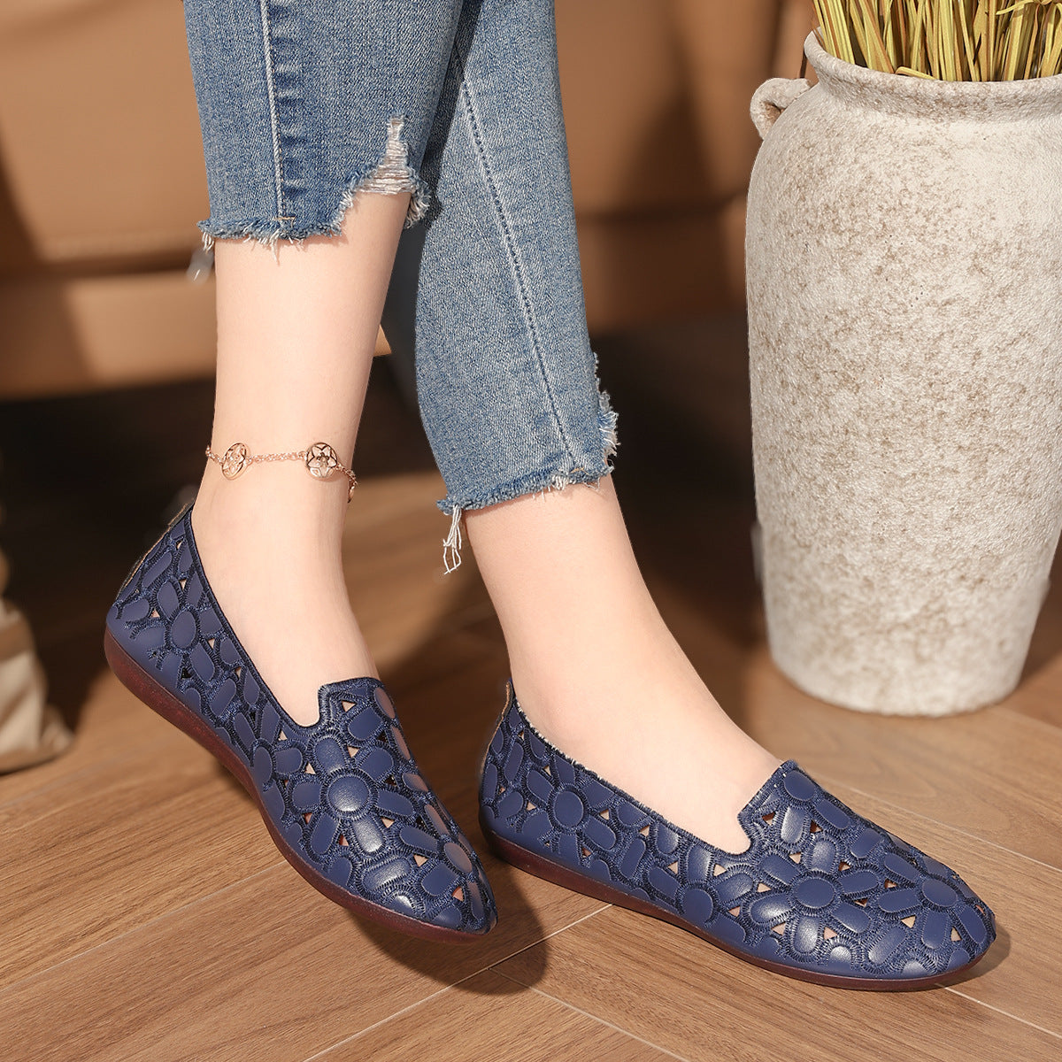 Women's Summer Embossed Flat Loafers – Breathable Square-Toe Slip-On Shoes