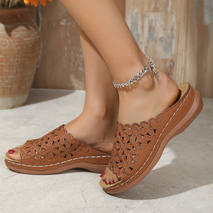 Women's Summer Wedge Slide Sandals – Floral Cutout Design & Comfy Fit for Mature Style