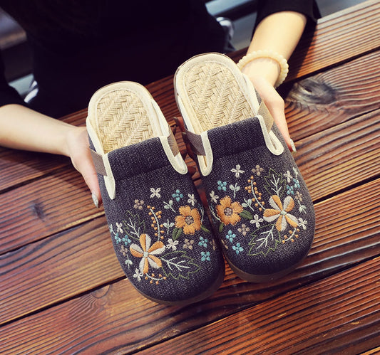 Women's Floral Mules – Lightweight, Breathable & Comfortable Slip-On Shoes