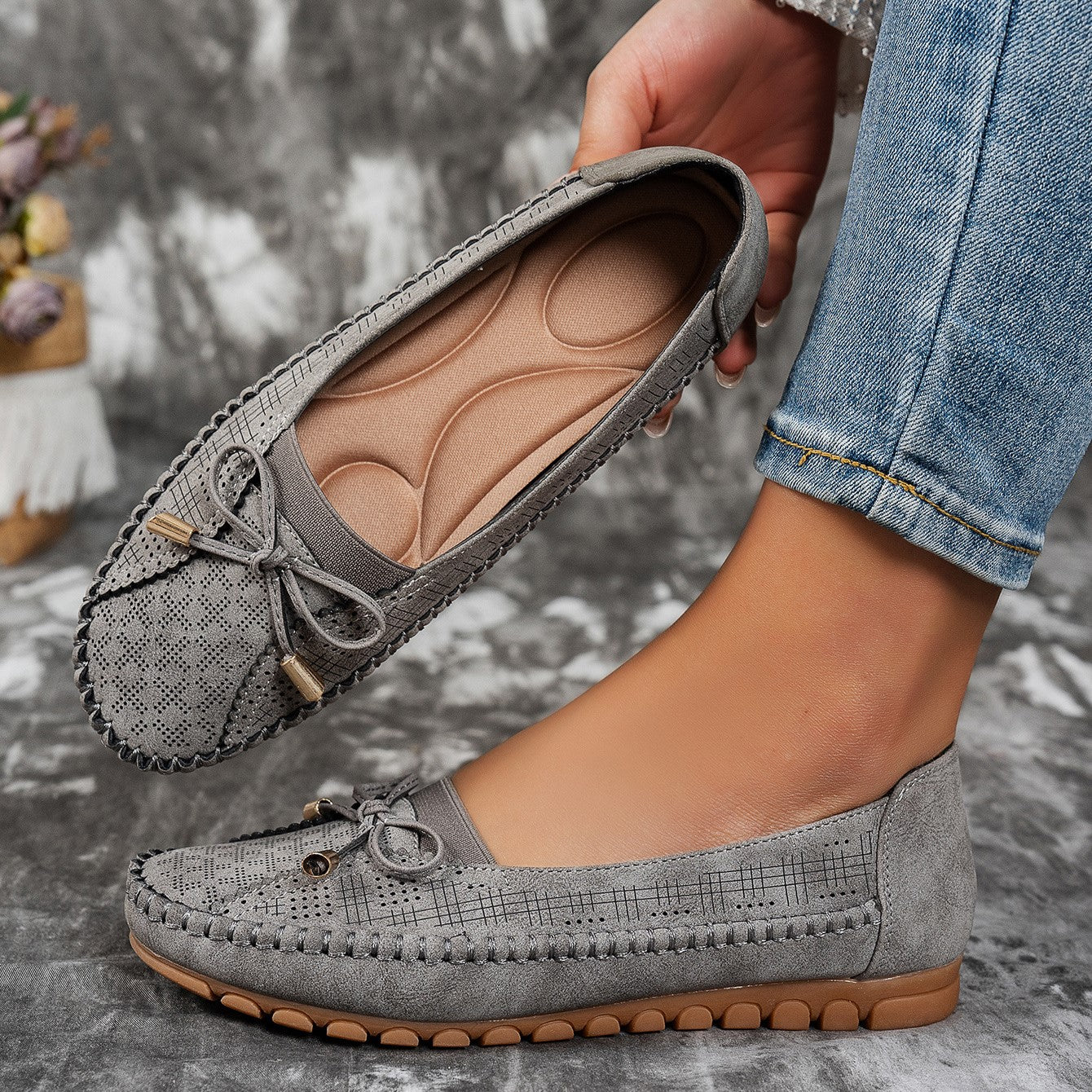Women’s Classic Solid-Color Bow Loafers – Comfortable Flat Shoes for Everyday Wear
