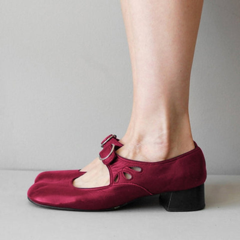Women's Vintage Low Heel Mary Jane Shoes – Retro Buckle Strap Shallow Pumps for Daily Wear