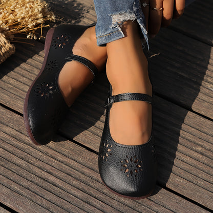 Women's Retro Soft Leather Hollow Flats