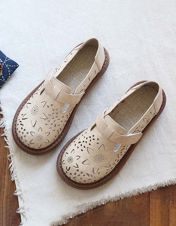 Women's Forest Style Hollow Petal Round Toe Retro Sandals