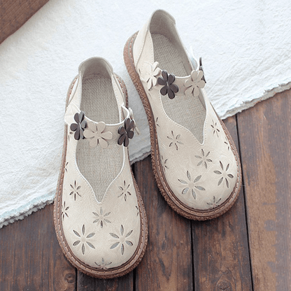 Women's Forest Style Hollow Petal Round Toe Retro Sandals