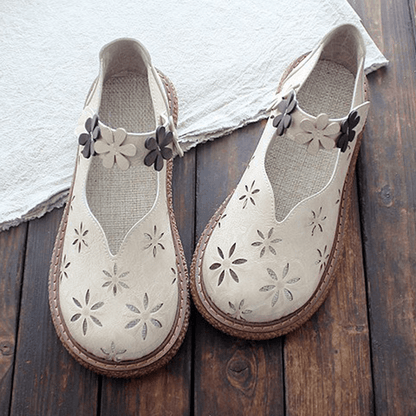 Women's Forest Style Hollow Petal Round Toe Retro Sandals