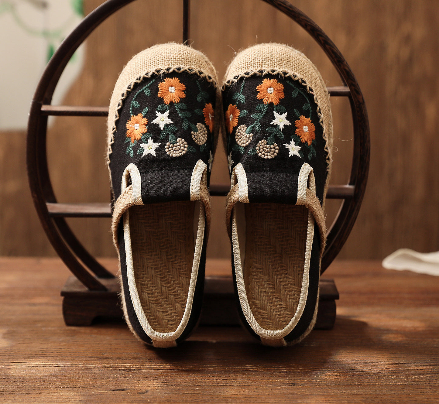 Women's Summer Linen Flats with Floral Embroidery – Breathable & Comfortable-✈️Buy 2 Free Shipping✈️