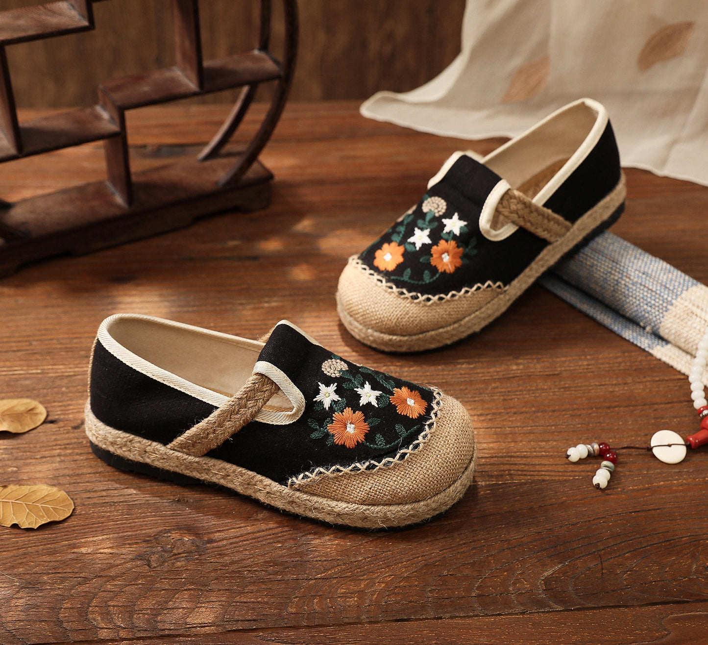 Women's Summer Linen Flats with Floral Embroidery – Breathable & Comfortable-✈️Buy 2 Free Shipping✈️