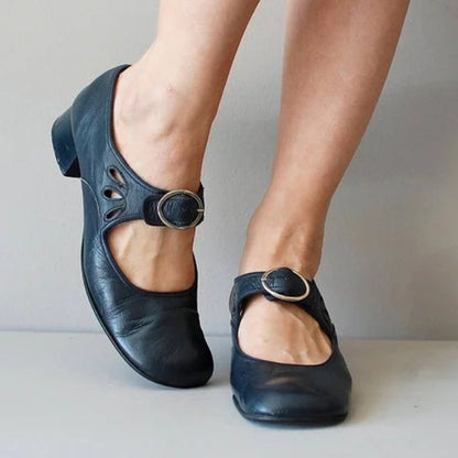 Women's Vintage Low Heel Mary Jane Shoes – Retro Buckle Strap Shallow Pumps for Daily Wear