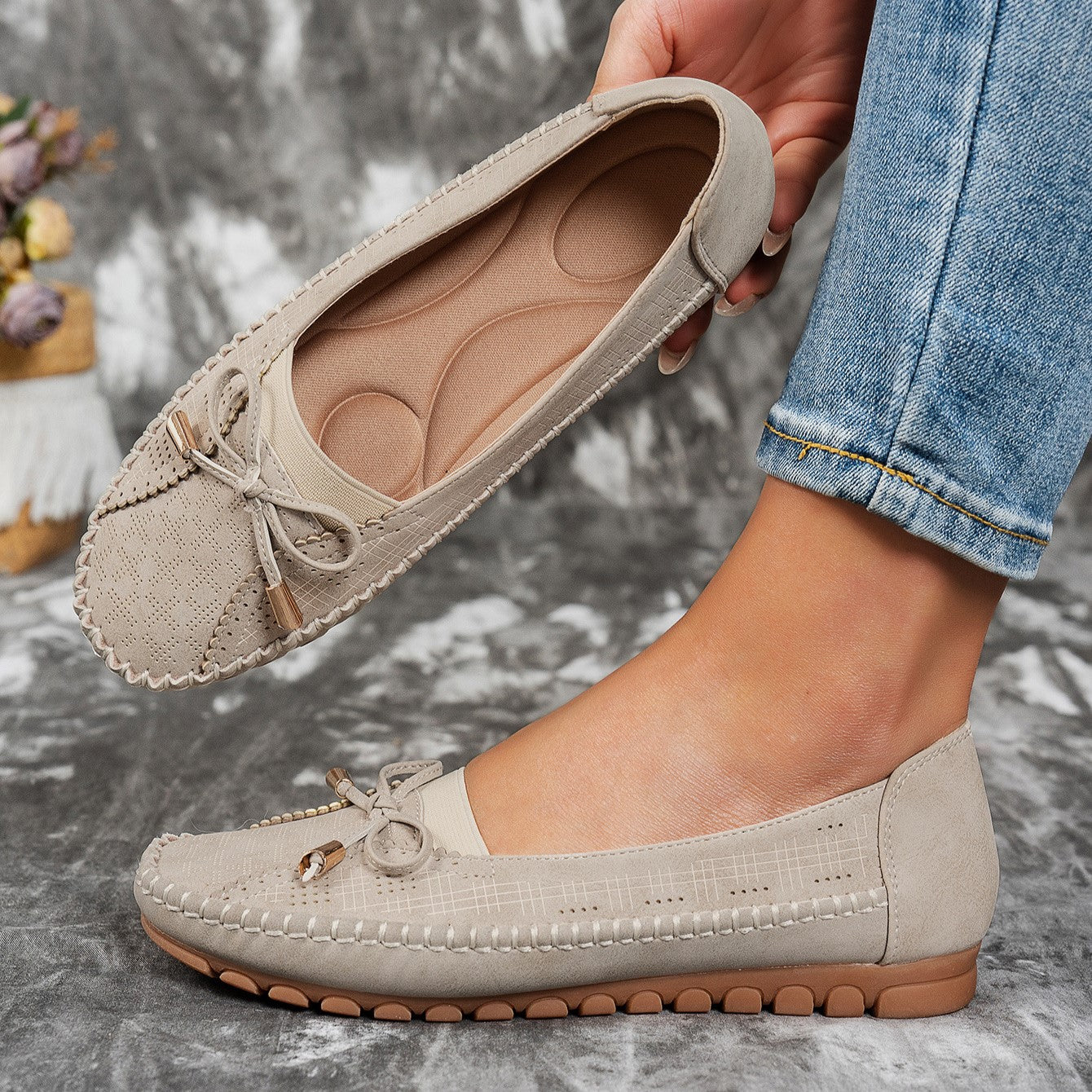 Women’s Classic Solid-Color Bow Loafers – Comfortable Flat Shoes for Everyday Wear