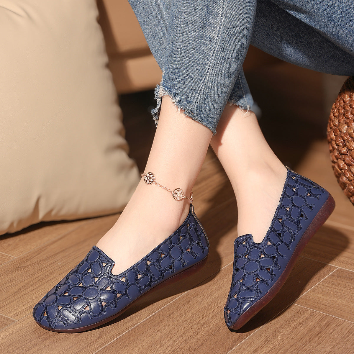 Women's Summer Embossed Flat Loafers – Breathable Square-Toe Slip-On Shoes