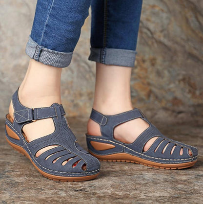 Soft PU Leather Closed Toe Vintage Anti-Slip Sandals