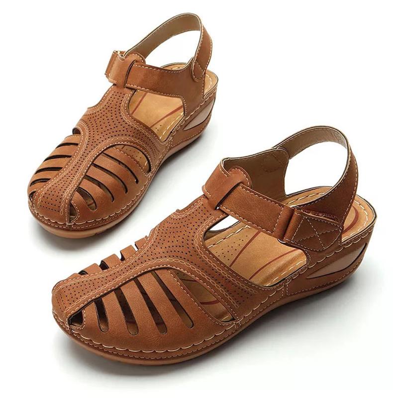 Soft PU Leather Closed Toe Vintage Anti-Slip Sandals