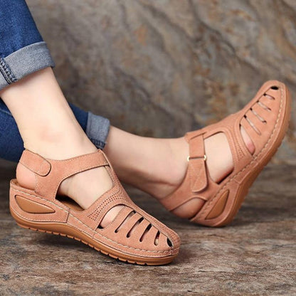 Soft PU Leather Closed Toe Vintage Anti-Slip Sandals