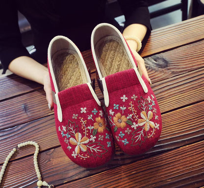 Women's Floral Shoes – Lightweight, Breathable & Comfortable Slip-On Shoes