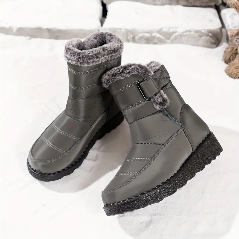 Women’s Insulated Ankle Snow Boots – Stylish, Warm & Practical Cold-Weather Footwear