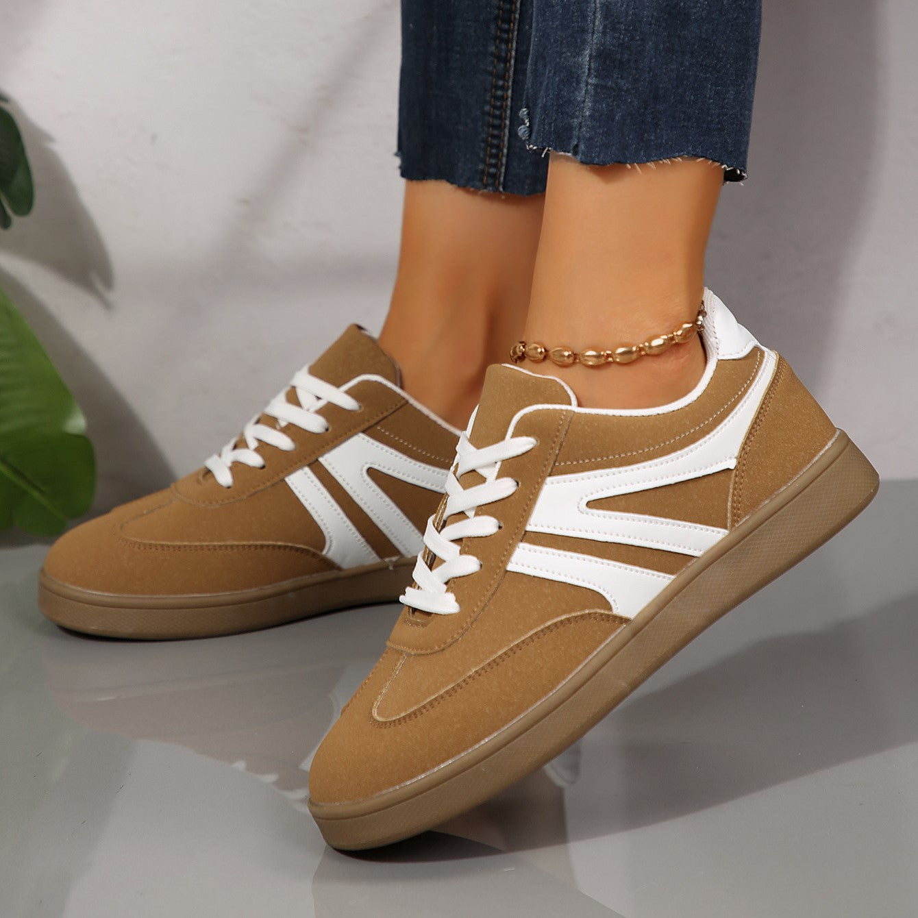 Women’s Vintage Casual Platform Sneakers – Comfortable Round Toe & Easy-to-Match Style