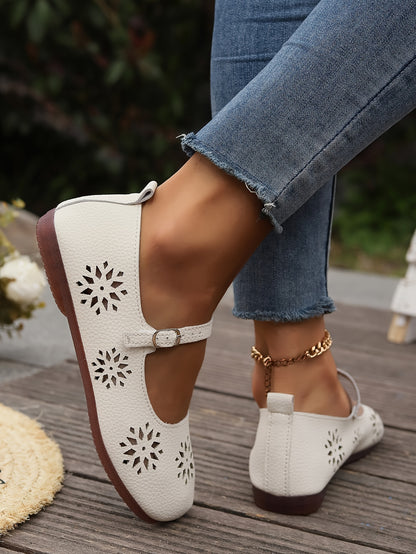 Women's Retro Soft Leather Hollow Flats