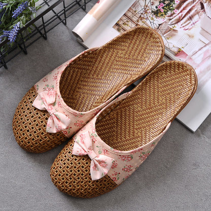 Natural Straw Slide Slippers – Perfect for Summer at Home