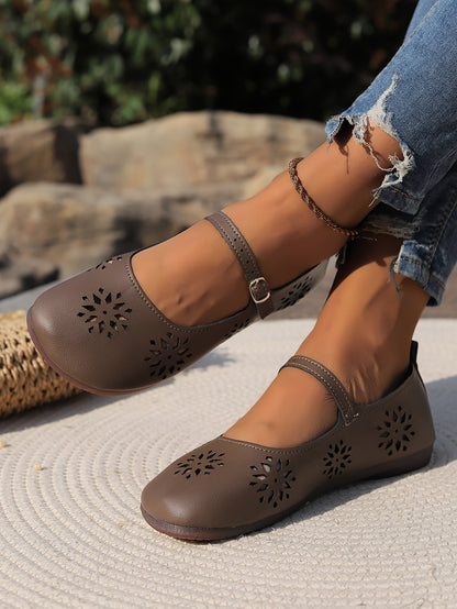 Women's Retro Soft Leather Hollow Flats