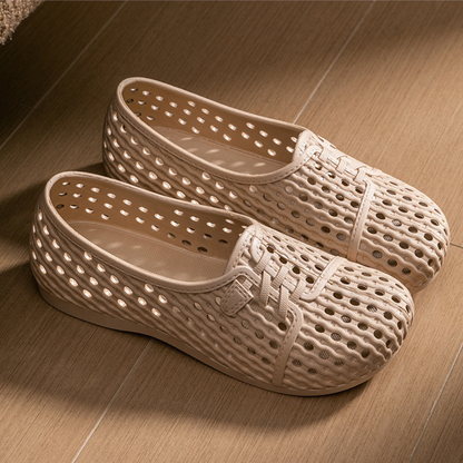 ComoFeet Women Sandals Lightweight Slip-on Soft Sole Non-Slip Casual Summer