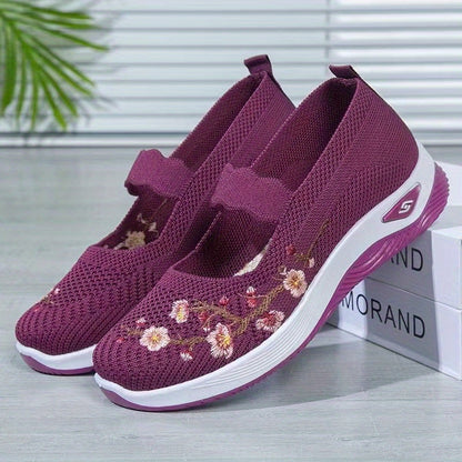 Women's Floral Embroidered Flats