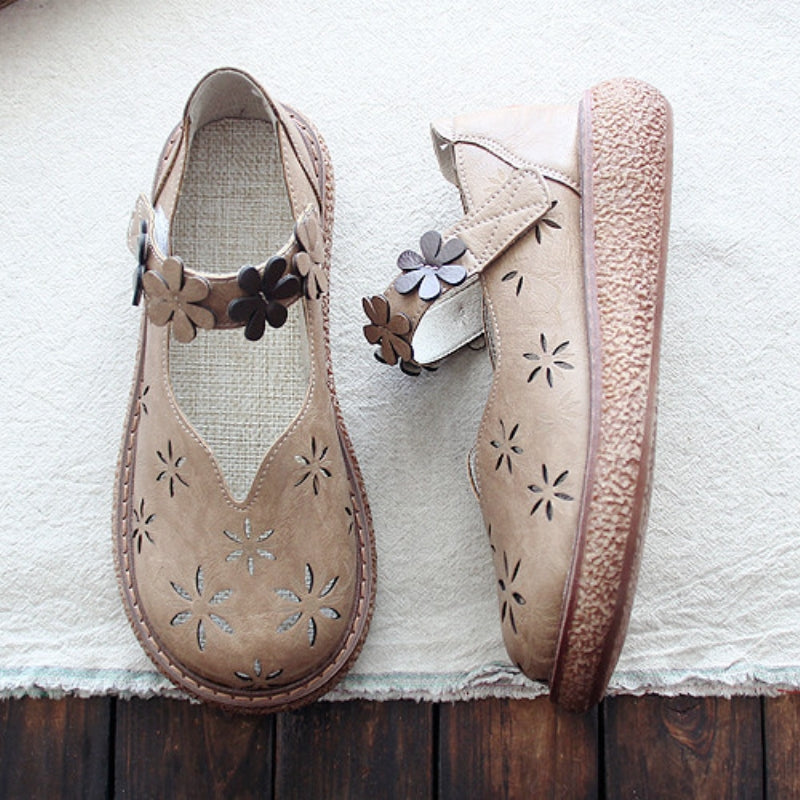 Women's Forest Style Hollow Petal Round Toe Retro Sandals