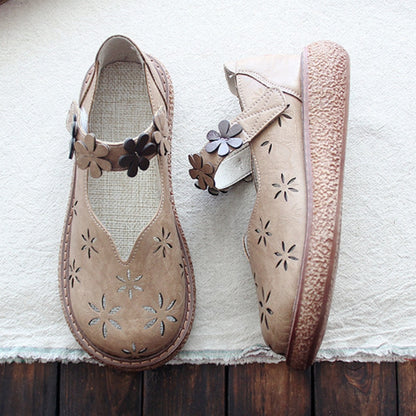 Women's Forest Style Hollow Petal Round Toe Retro Sandals