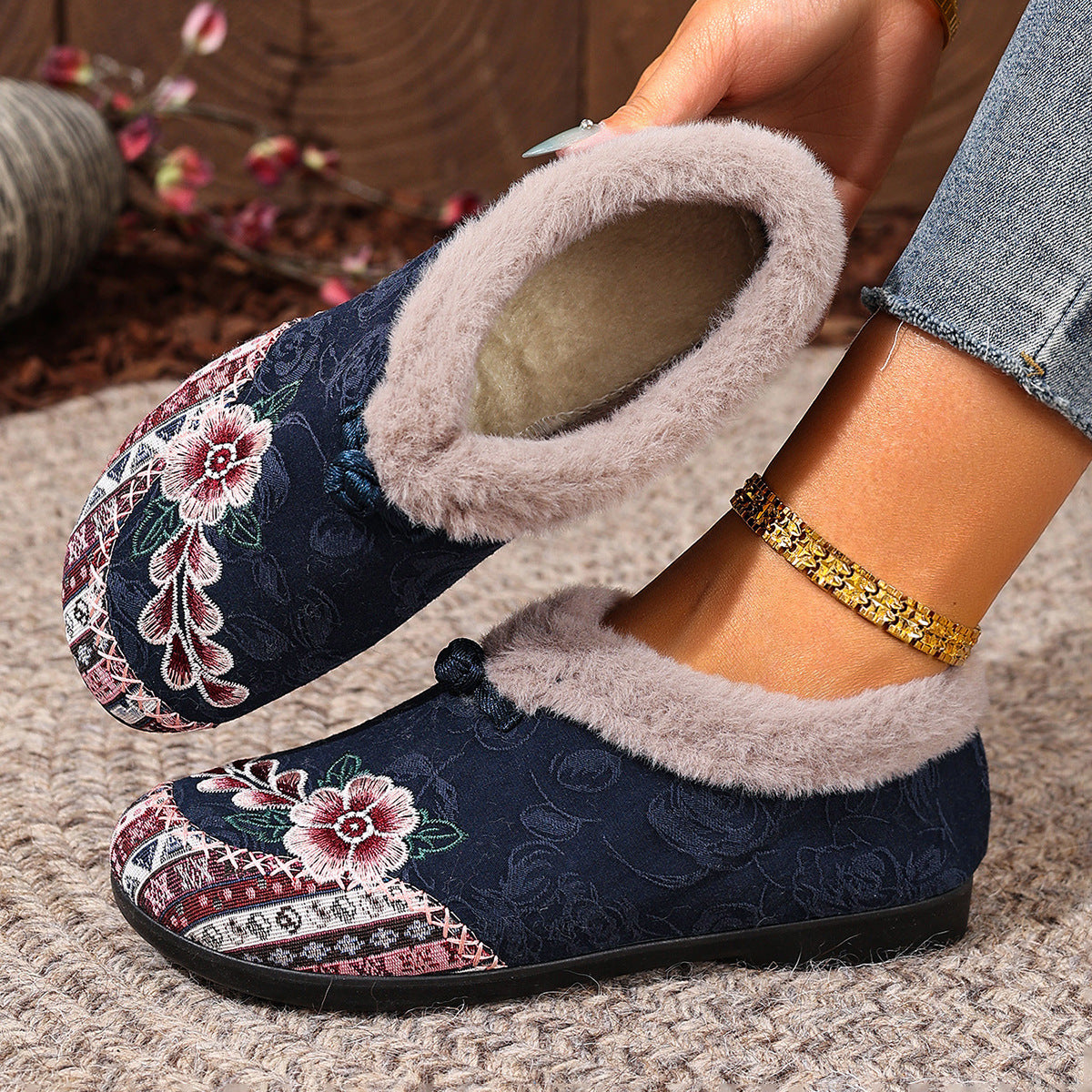 Women’s Warm Floral Winter Ankle Boots – Cozy, Lightweight & Non-Slip