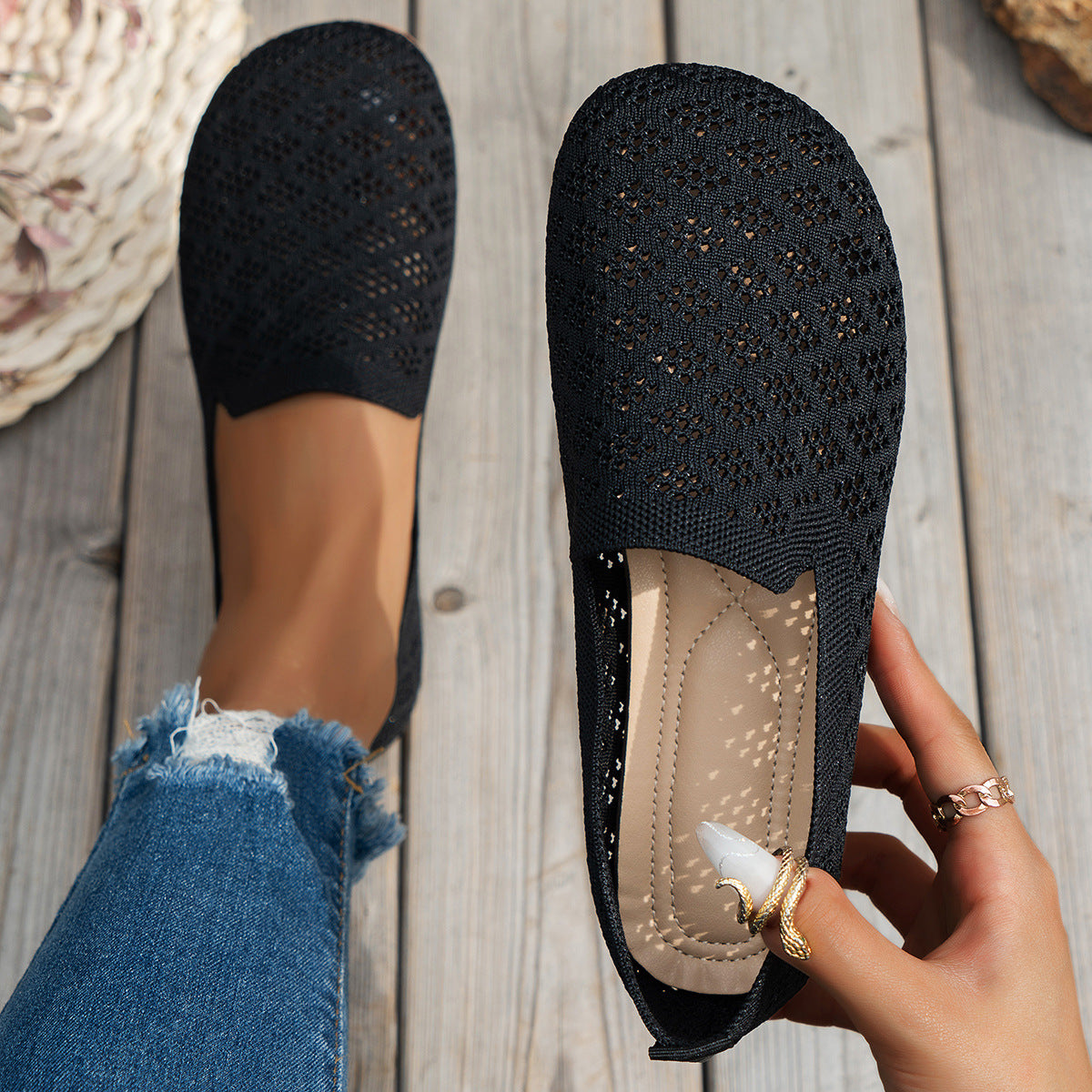 Women's Knitted Hollow Flat Shoes