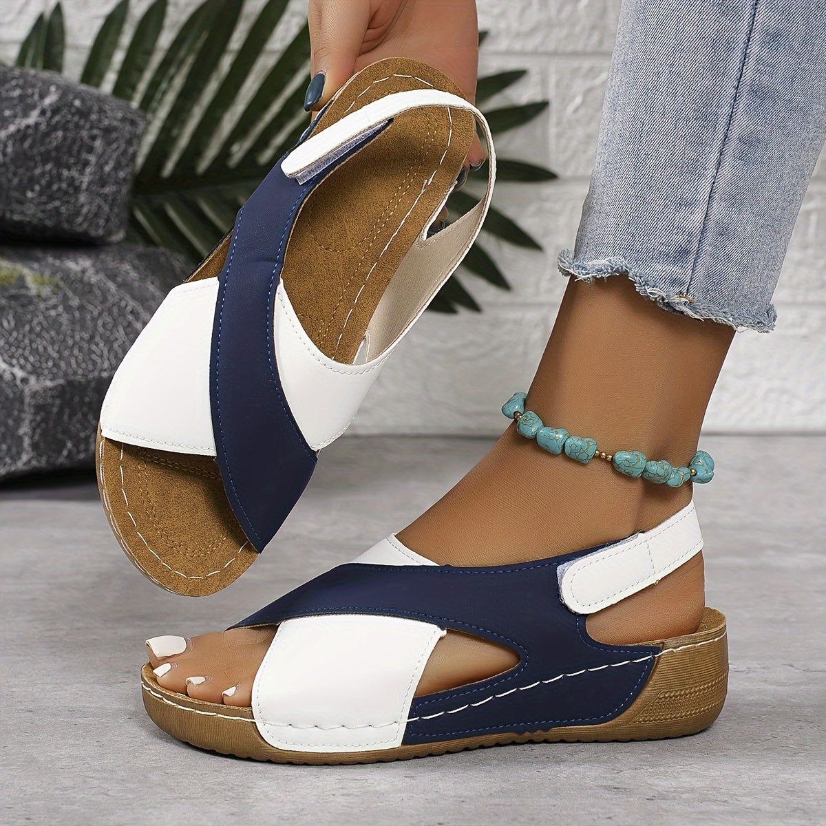 Ainsley - Orthopedic Sandal