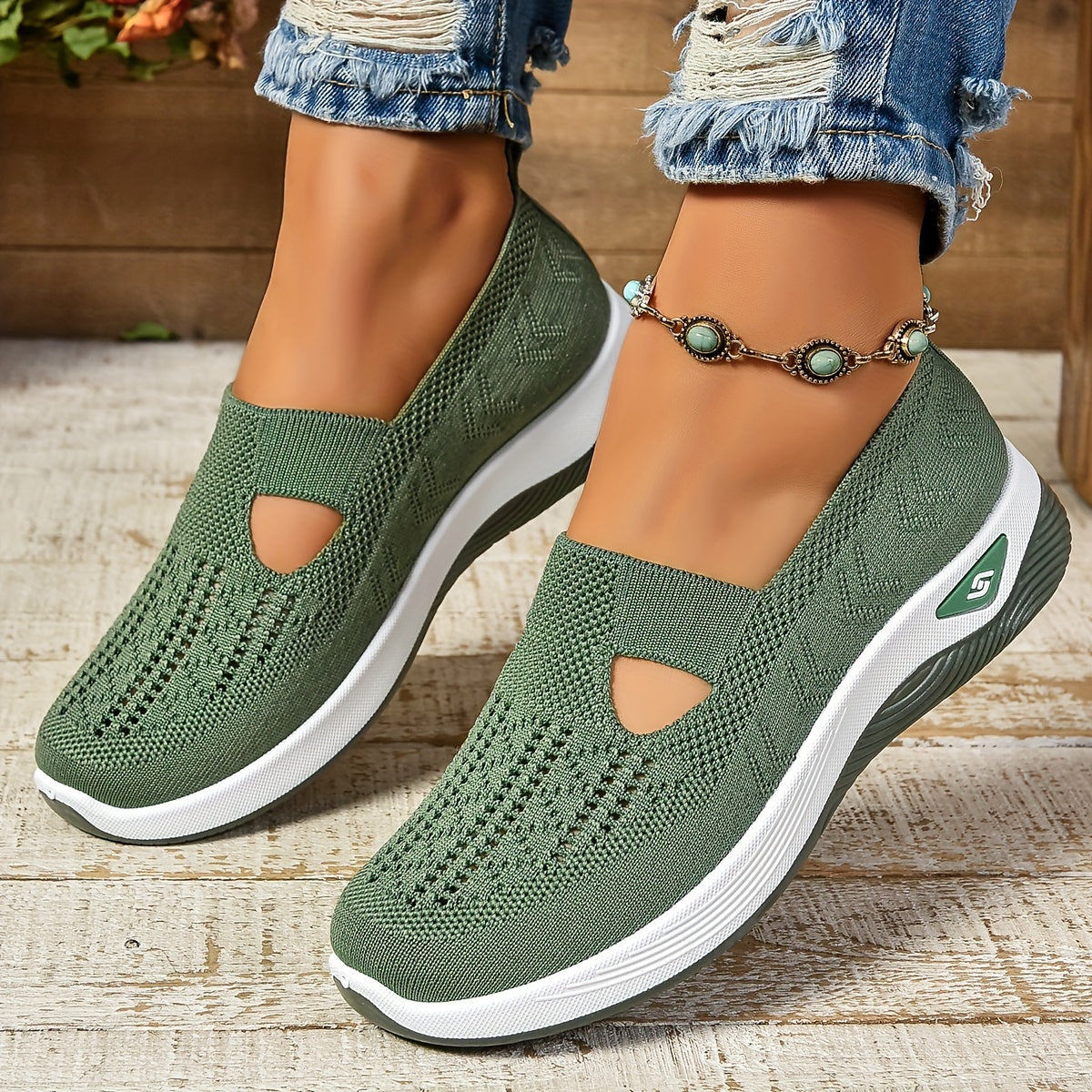 2026 Women Breathable Flats Orthopaedic Slip On Shoes