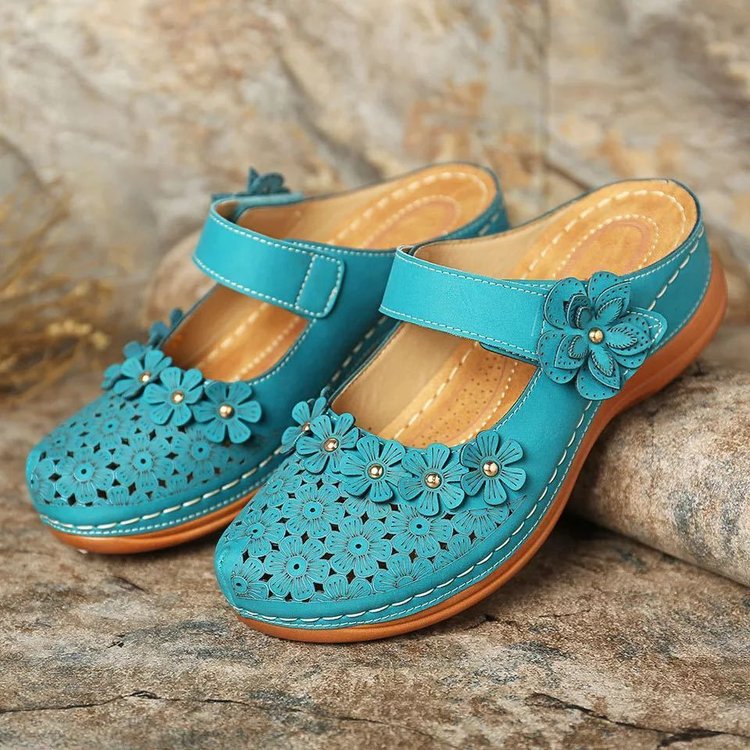 Women's Leather Retro Flower Sandals