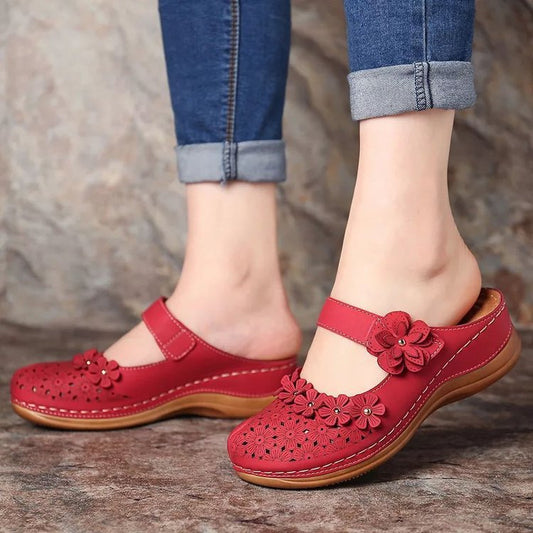 Women's Leather Retro Flower Sandals