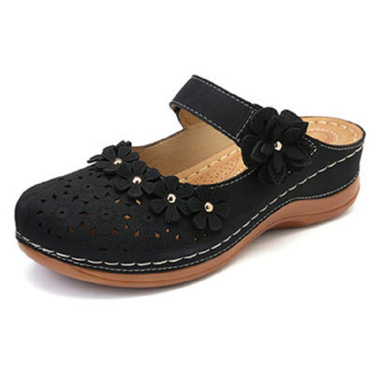 Women's Leather Retro Flower Sandals