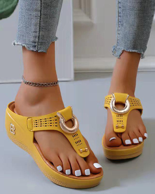 Melarey Beach Clip Toe Slippers