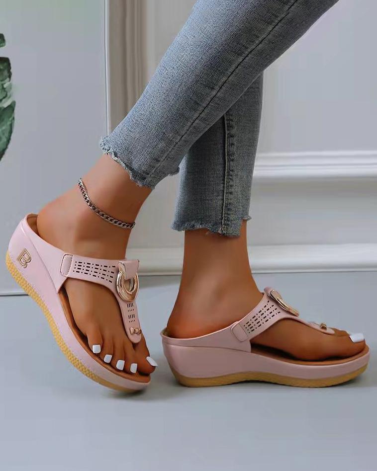 Melarey Beach Clip Toe Slippers