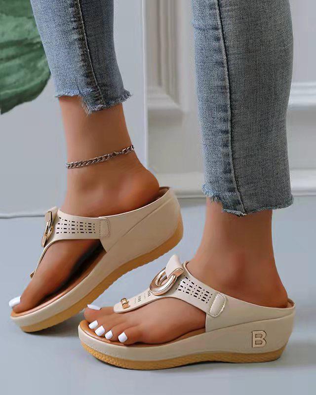Melarey Beach Clip Toe Slippers